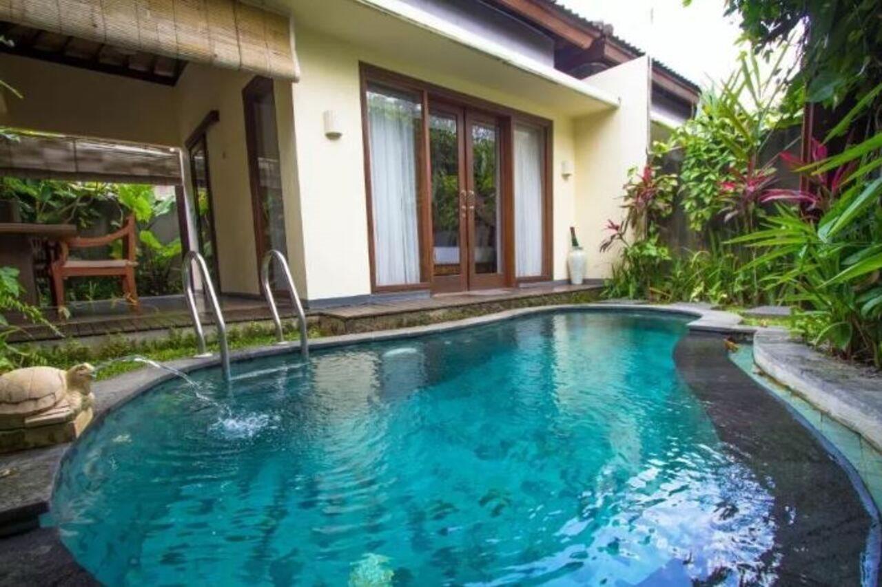 Ladera Villa Ubud Exterior photo