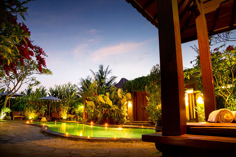 Ladera Villa Ubud Exterior photo